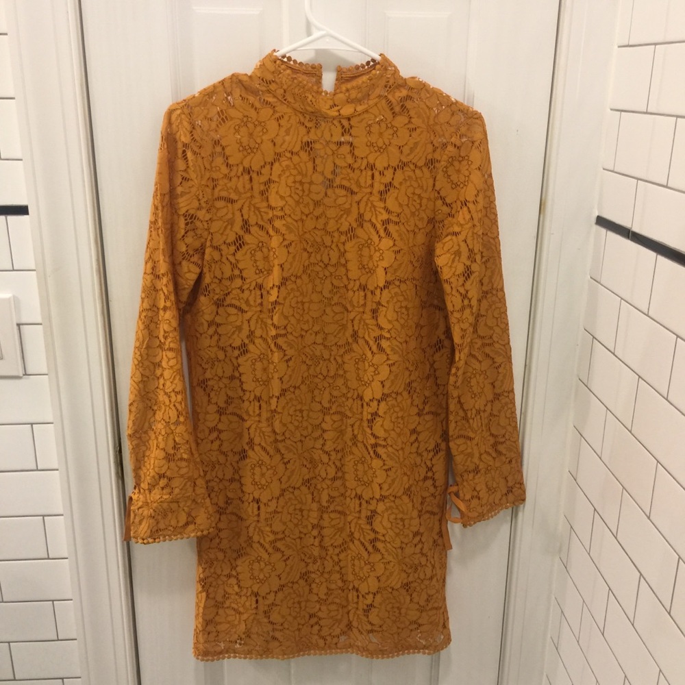 H&M long-sleeved lace dress, in orange-gold color